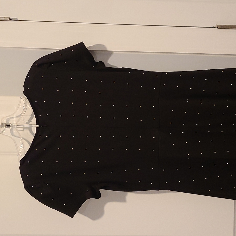 Dress - Picture 4 of 4